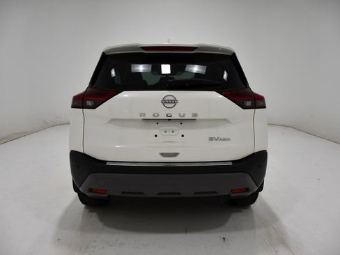 Used 2023 Nissan Rogue SV AWD/4WD image 4