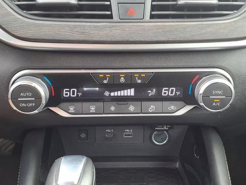 Used 2023 Nissan Altima 2.5 SL AWD/4WD image 25