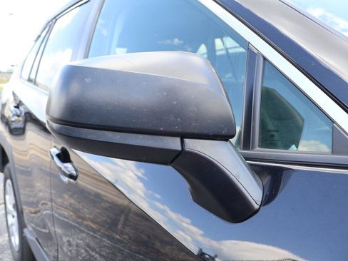 Used 2025 Toyota RAV4 LE AWD/4WD image 15