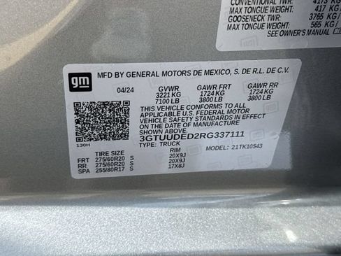 Used 2024 GMC Sierra 1500 SLT w/ SLT Premium Plus Package AWD/4WD image 35