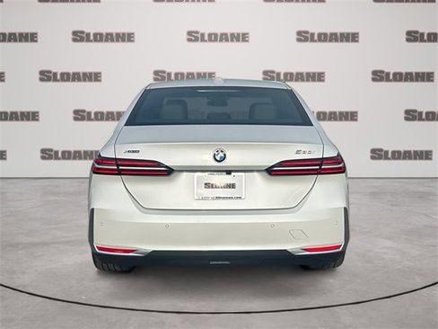 Certified 2025 BMW 530i xDrive w/ Premium Package image 4