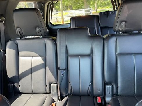 Used 2017 Ford Expedition Limited AWD/4WD image 14