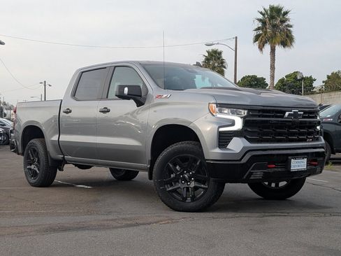 New 2026 Chevrolet Silverado 1500 LT Trail Boss w/ LT Trail Boss Premium Package AWD/4WD image 2