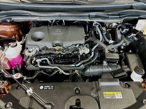 Used 2023 Toyota Sienna XLE image 29