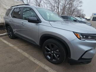 Used 2025 Honda Pilot Sport video 2