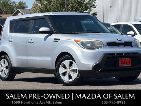 Used 2015 Kia Soul FWD image 1
