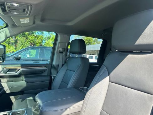 Used 2025 Chevrolet Silverado 2500 LT AWD/4WD image 30