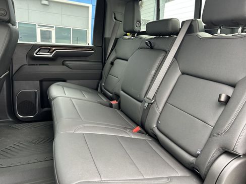 Used 2025 Chevrolet Silverado 2500 LT w/ All Star Edition image 9