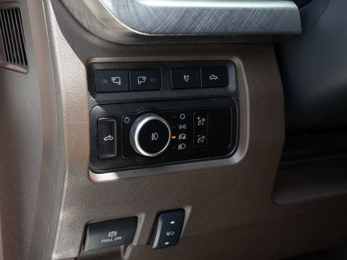Used 2024 Ford F250 King Ranch w/ Chrome Package AWD/4WD image 19