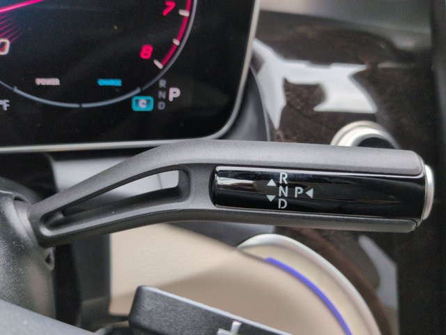 Certified 2026 Mercedes-Benz GLC 300 image 19