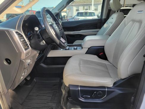 Used 2019 Ford Expedition Platinum image 15