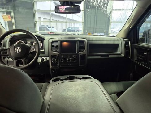 Used 2019 RAM 1500 Express w/ Express Value Package image 14