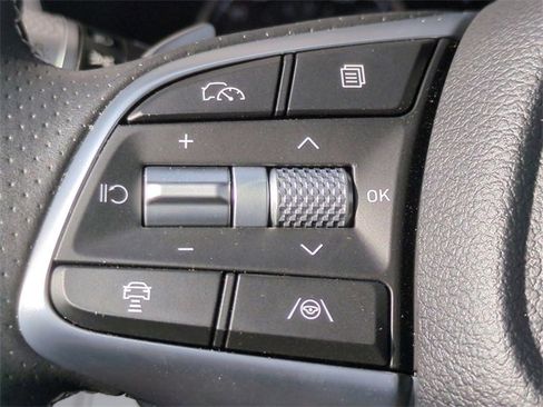 Certified 2025 Genesis G70 2.5T image 23