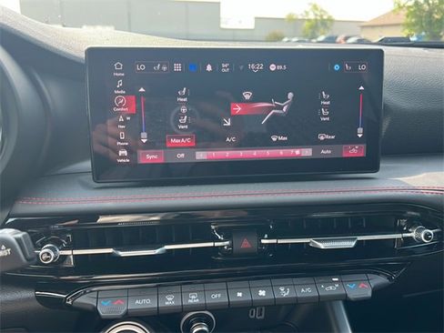 New 2024 Dodge Hornet GT image 15