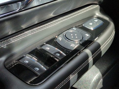 Used 2025 Lincoln Corsair Grand Touring w/ Equipment Group 302A image 25