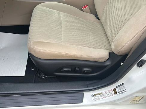 Used 2015 Nissan Altima 2.5 SV w/ Convenience Package FWD image 32