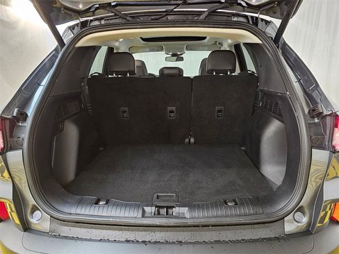 Used 2022 Ford Escape Titanium w/ Class II Trailer Tow Package image 14