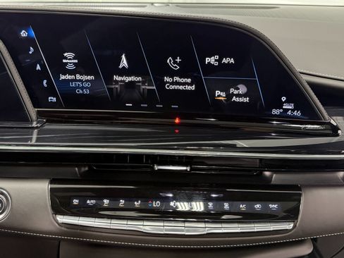 Used 2024 Cadillac Escalade V AWD/4WD image 31