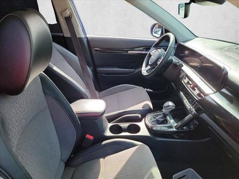 Used 2024 Kia Seltos S FWD image 15