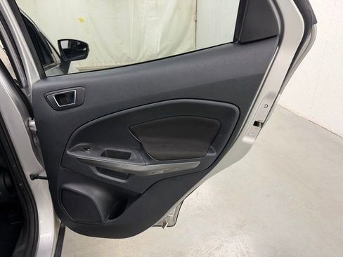 Used 2018 Ford EcoSport SE FWD image 13