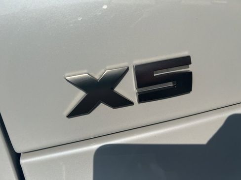 Used 2023 BMW X5 M50i w/ Executive Package image 8