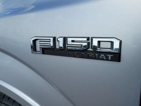 Used 2019 Ford F150 Lariat RWD image 5