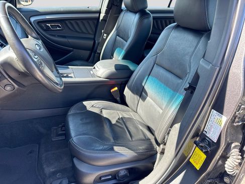 Used 2015 Ford Taurus SEL w/ Equipment Group 201A FWD image 18