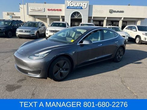 Used 2020 Tesla Model 3 Standard Range RWD image 1