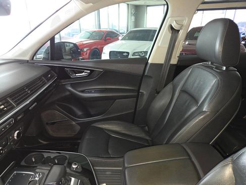 Used 2019 Audi Q7 3.0T Premium Plus AWD/4WD image 16