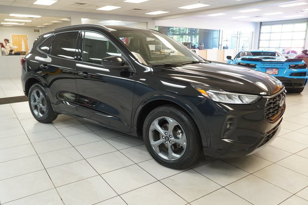 Used 2023 Ford Escape ST-Line Select w/ Tech Pack #1 AWD/4WD image 14