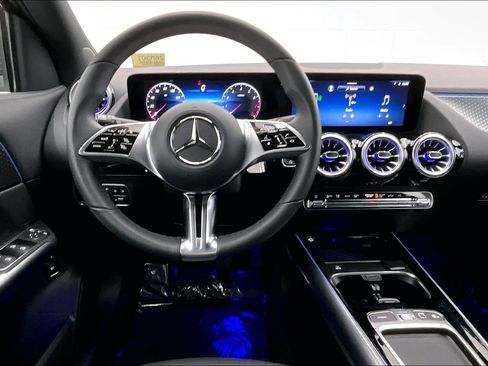 Used 2026 Mercedes-Benz GLA 250 image 4