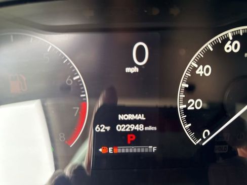 Certified 2024 Honda HR-V EX-L image 13