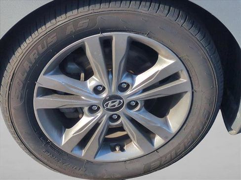 Used 2018 Hyundai Elantra SEL image 22