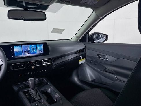 New 2026 Nissan Sentra SV image 19