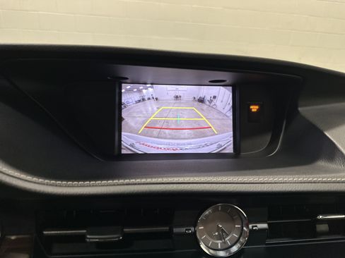 Used 2018 Lexus ES 350 w/ Navigation System Package FWD image 25