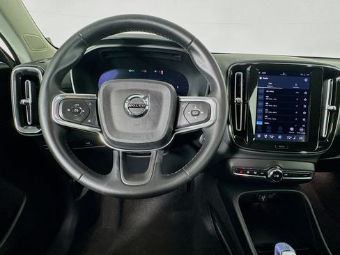 Used 2026 Volvo XC40 B5 Plus AWD/4WD image 10