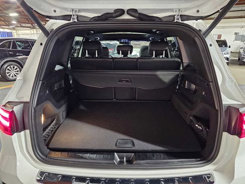 New 2026 Mercedes-Benz GLB 250 4MATIC image 18