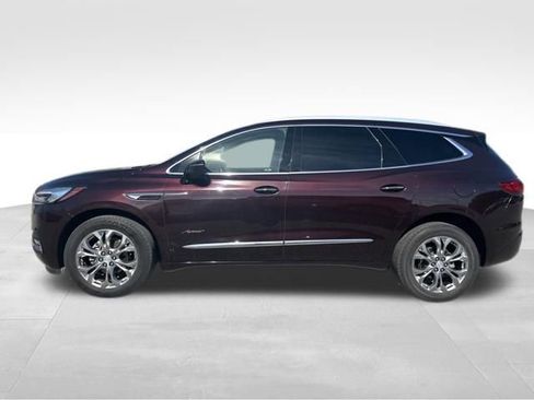 Used 2020 Buick Enclave Avenir w/ Avenir Technology Package AWD/4WD image 3