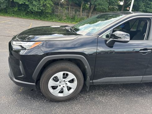 Used 2024 Toyota RAV4 LE AWD/4WD image 2