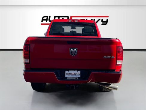 Used 2018 RAM 1500 Express w/ Express Value Package image 6