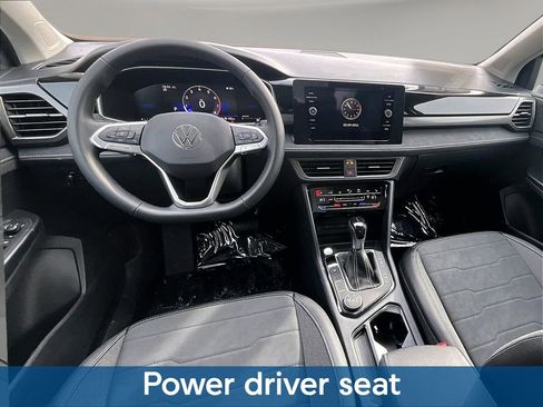 New 2026 Volkswagen Taos SE AWD/4WD image 7