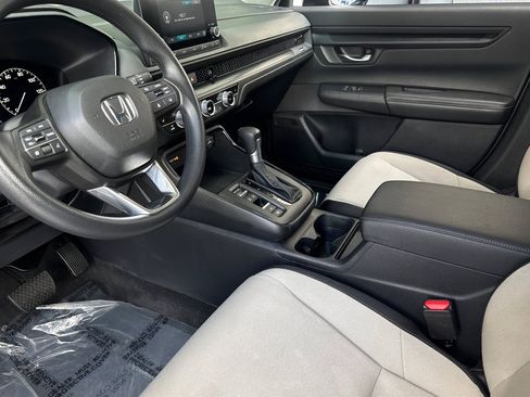 Used 2024 Honda CR-V EX image 4
