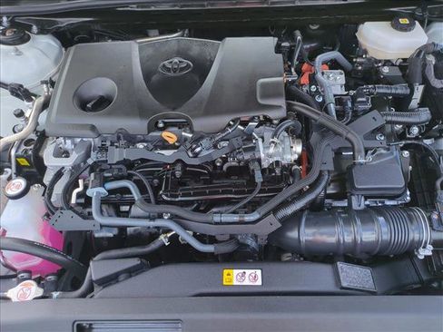 Used 2025 Toyota Camry LE FWD image 22
