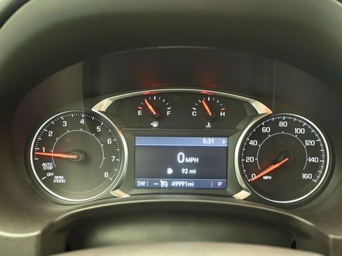 Used 2024 GMC Terrain SLT AWD/4WD image 15