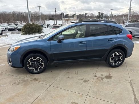 Used 2016 Subaru Crosstrek 2.0i Limited image 4