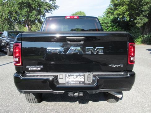 Used 2025 RAM 2500 Big Horn AWD/4WD image 6