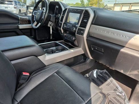 Used 2019 Ford F250 Lariat w/ Lariat Value Package AWD/4WD image 14