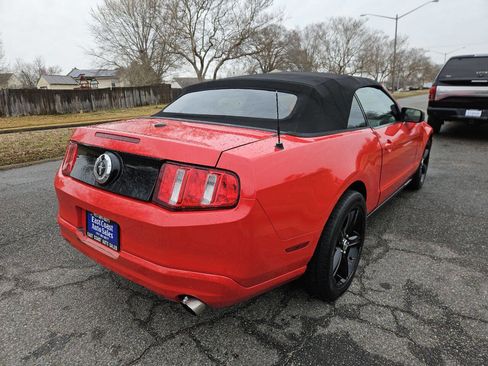 Used 2010 Ford Mustang Premium image 6