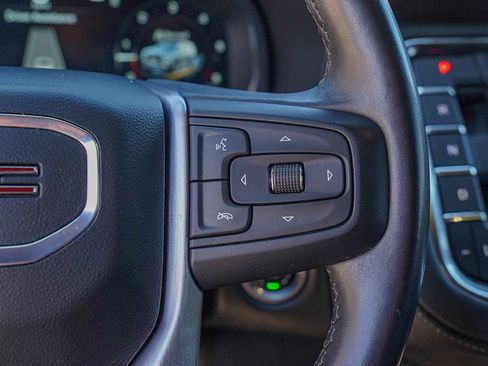 Used 2022 GMC Yukon XL SLE w/ Gmc Pro Safety Plus Package image 13