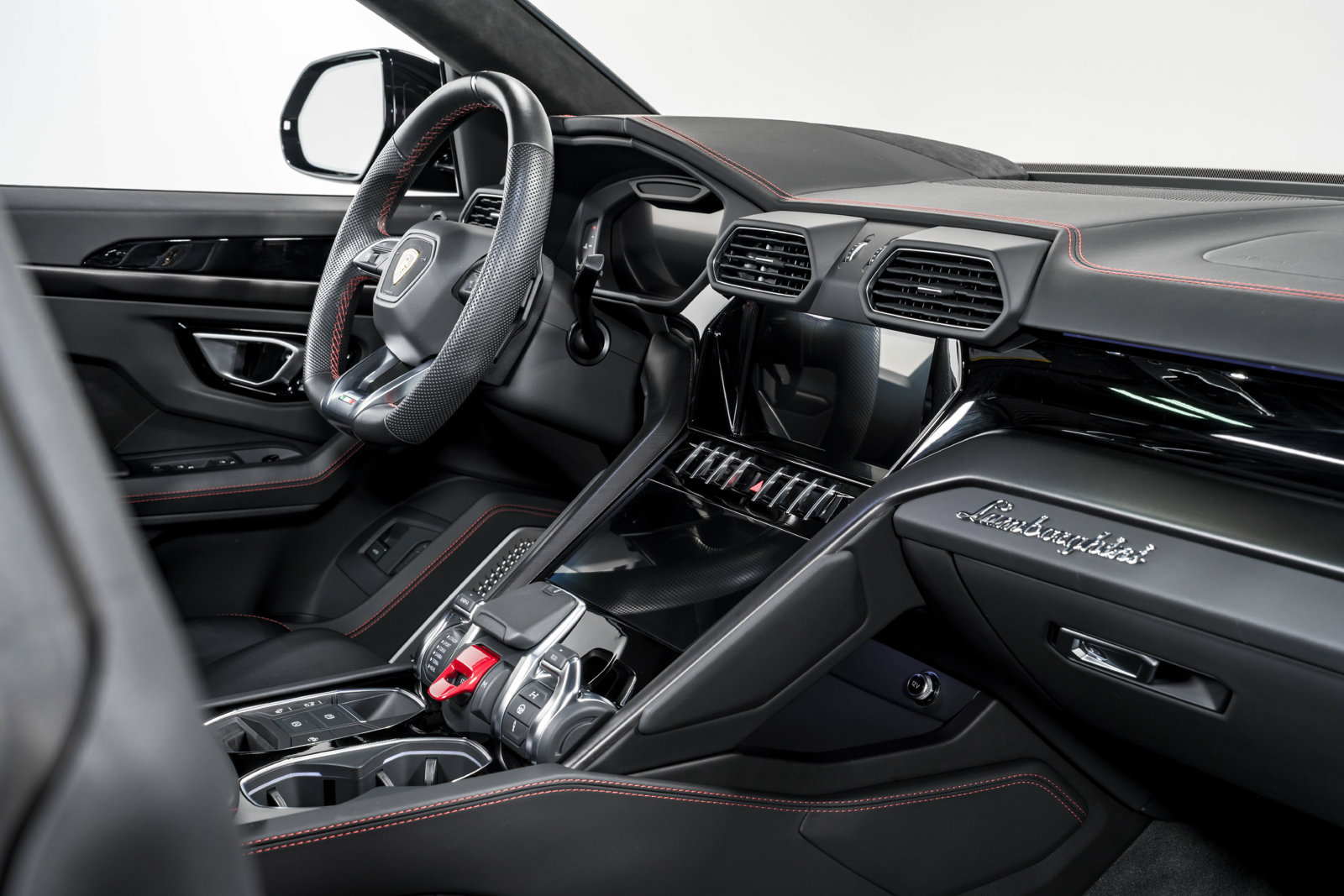 Used 2024 Lamborghini Urus S AWD/4WD image 36